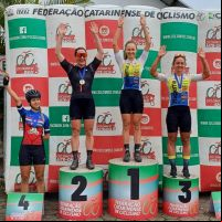 Ciclistas de Itapema e Navegantes sobem no pódio de evento de mountain bike 