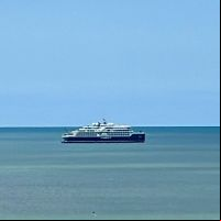 Navio cinco estrelas inaugura temporada de cruzeiros em Porto Belo  