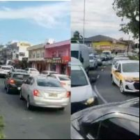 Obras da prefeitura complicam o trânsito na saída do ferry 