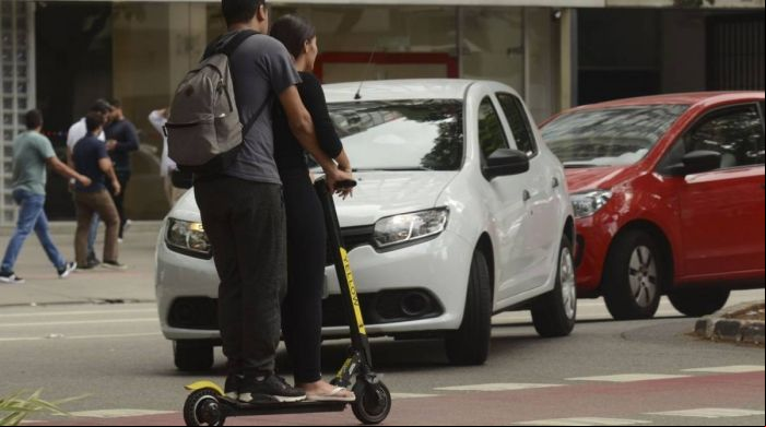 Proposta prevê limites de velocidade e uso obrigatório de capacete (Foto: Agência Brasil/arquivo)