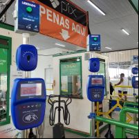 Bilhetagem eletrônica no ferry de Itajaí é adiada  pra pedestres   