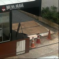 Trecho do rio Marambaia é tampado por novo restaurante no centro de BC  