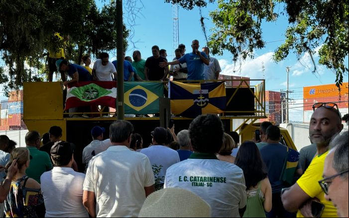 Domingo foi marcado por novo protesto
(foto: divulgação)