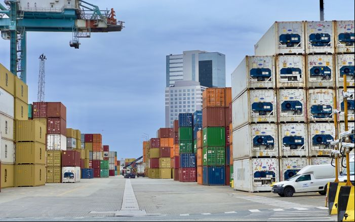 Porto de Itajaí chegou a ficar paralisado por dois anos e agora será istrado pelo governo federal (Foto: João Batista/arquivo DIARINHO)