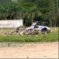 Helicóptero cai com cinco pessoas nas proximidades do Beto Carrero
