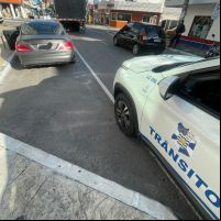 Mercedes com mais de R$ 50 mil em multas é apreendida em Balneário Camboriú
