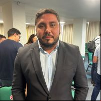 “Primeiro ministro de BC” sofre suspeita de infarto