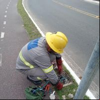 Ladrões de fios atacam no caminho para as praias   