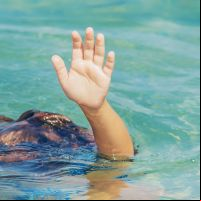 Criança de três anos morre afogada em lagoa de Nova Trento