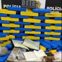 Polícia prende mãe e filho com quase 50 kg de drogas 