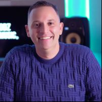 Oliver Dezidério vai lançar livro de poesias nesta quinta