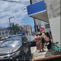 Mulher em surto ameaça explodir bomba no INSS