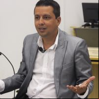 Educação de Penha perde dados após gestão anterior formatar computadores