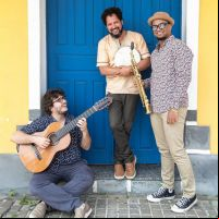 Música de Calçada leva shows gratuitos às ruas de Bombinhas