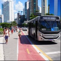 Ônibus gratuito em BC está rodando com nova empresa