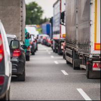 Semana começa com trânsito intenso em Itajaí e Balneário Camboriú