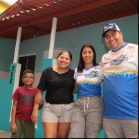 Projeto “Transforma Fachadas” reforma casa e emociona moradora em Navegantes