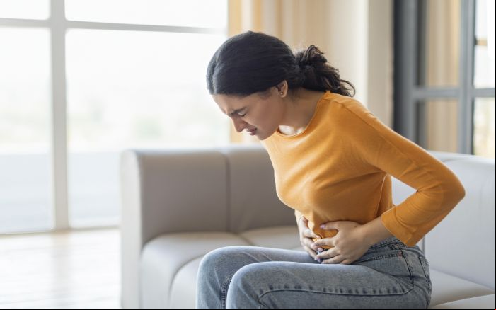 A regra também vale para estudantes que enfrentam sintomas severos das doenças (Foto: Envato)