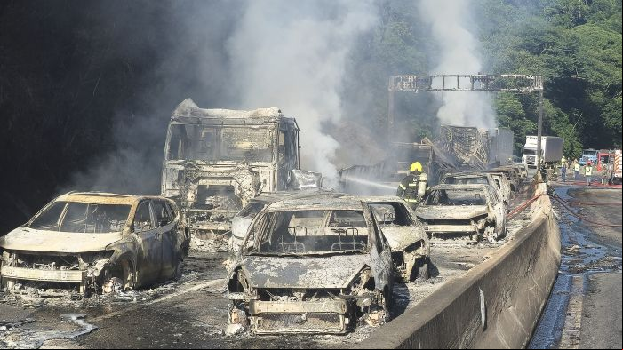 Acidente com caminhão-tanque reforçou necessidade de obras
(foto: DIVULGAÇÃO/CBMSC)