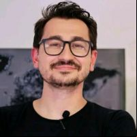 Criador do canal Vogalizando a história participa do Diz aí!