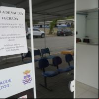 Mulher levou “bebê reborn” pra tomar vacina em posto de saúde
