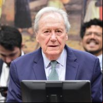 Carol de Toni confronta Lewandowski