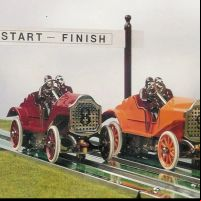 O fascínio do autorama: um brinquedo colecionável que virou esporte